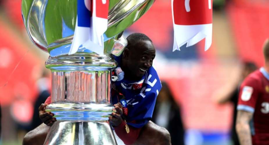 CONFIRMED: Aston Villa Release Ghana's Albert Adomah