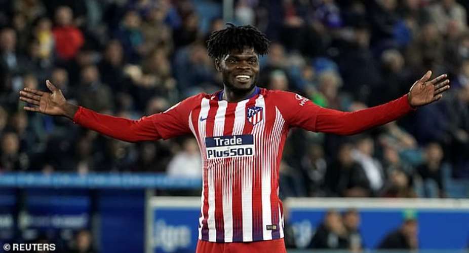 Thomas Parteys Father Wants Atletico Madrid Star To Move To England