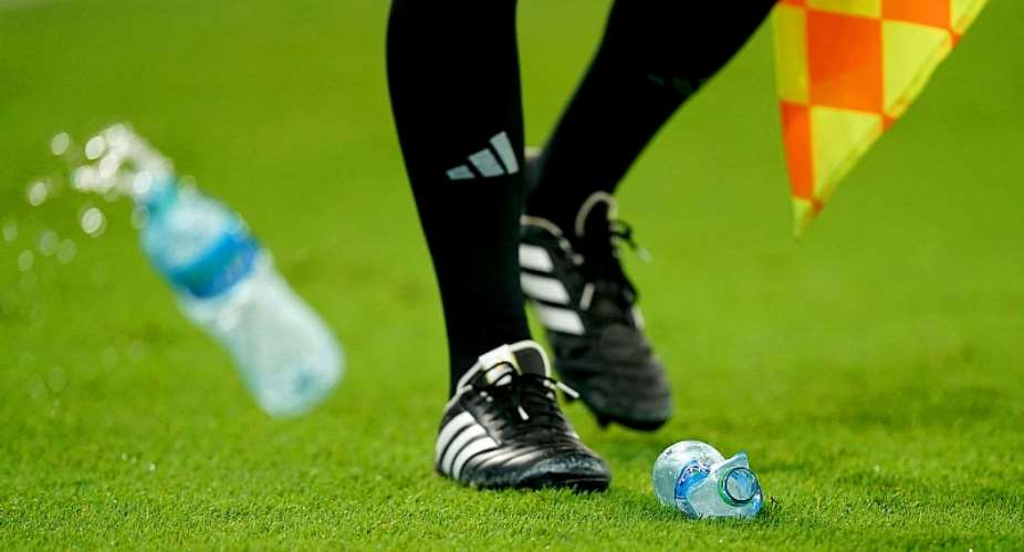 FIFA bans fans from taking water bottles into World Cup games