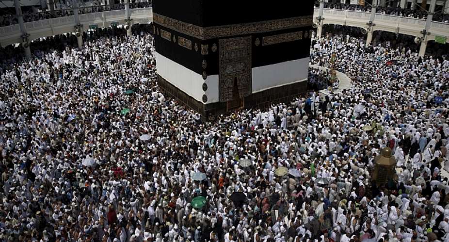 British Senior Doctors issue Health Warning to Hajj Pilgrims Regarding the High Risk of Contracting Deadly Infectious Diseases