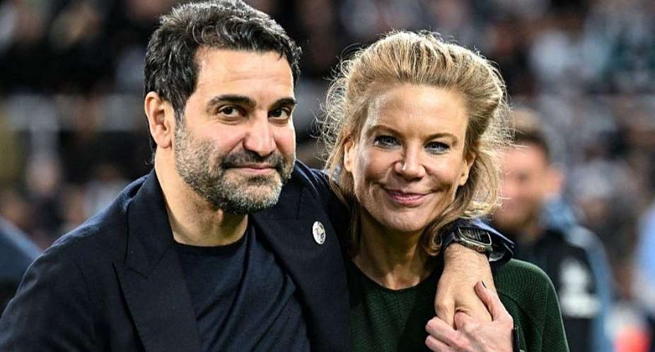 GETTY IMAGESImage caption: Mehrdad Ghodoussi (left) and Amanda Staveley (right)