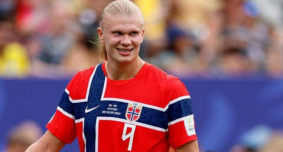 Getty ImagesImage caption: Erling Haaland has scored seven goals this tournament and is one behind Lionel Messi in the battle for the Golden Boot