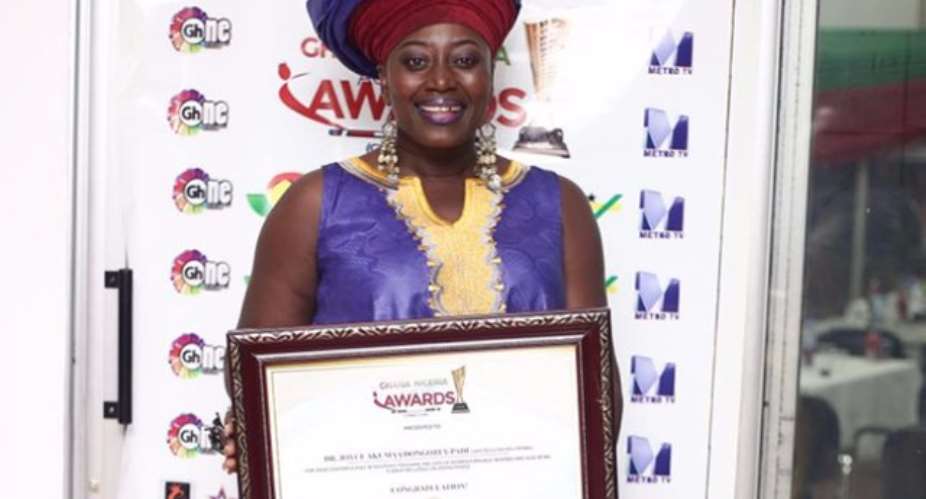 Mama Zimbi wins Ghana-Nigeria Achievers Award