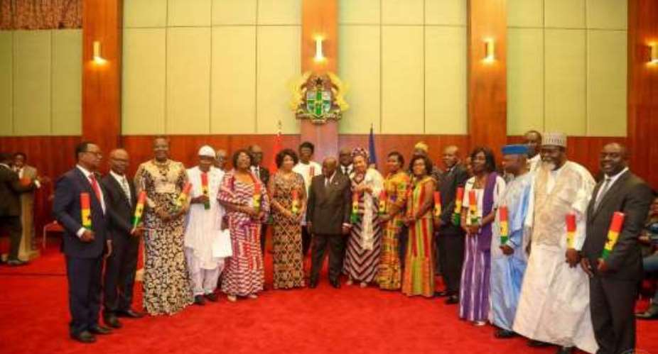 President Akufo-Addo presents credentials to 22 new ambassadors