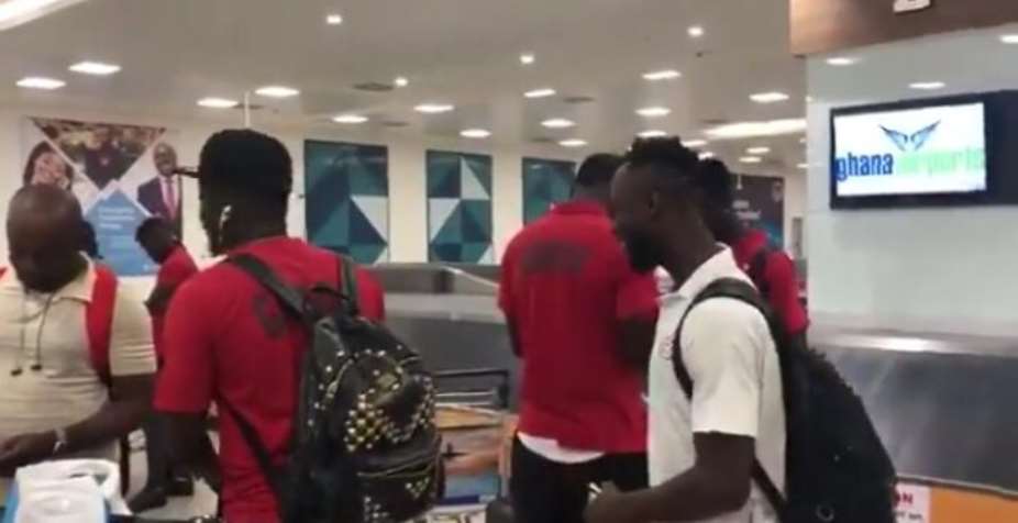Black Stars Arrives In Ghana After Failing To End The 37-Years Trophy Famine PHOTOS+VIDEO