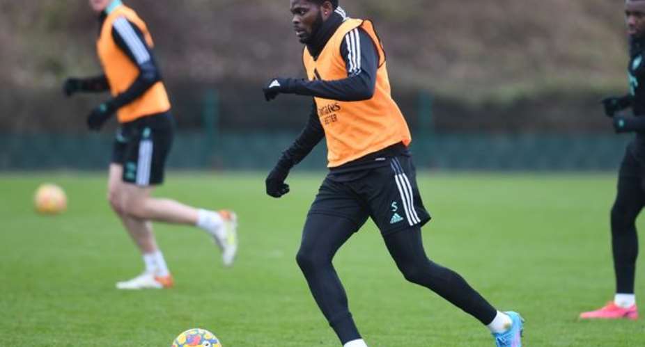 Thomas Partey returns to Arsenal training ground to continue pre-season after a week of speculation VIDEO