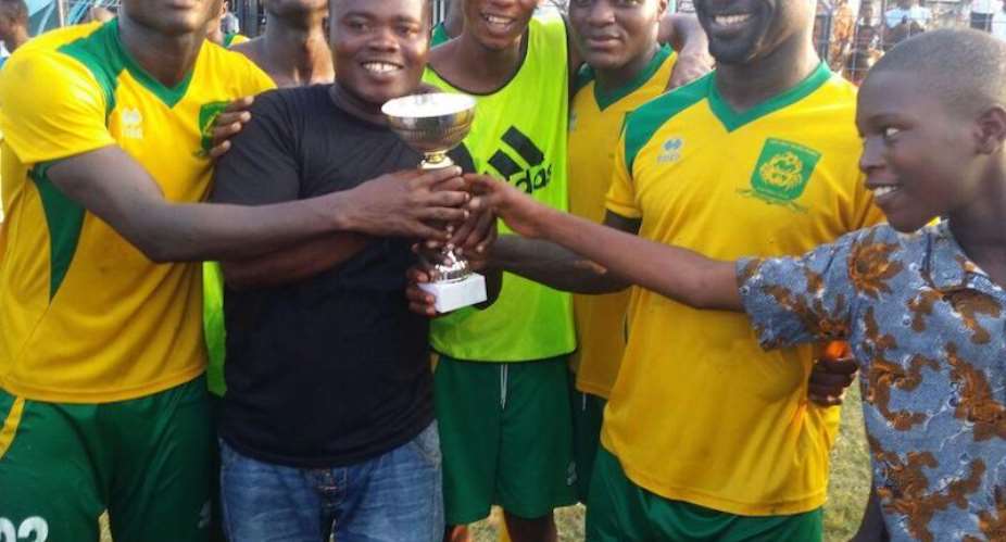 Ebusua Dwarfs thrash Vipers to win 'local' President Cup