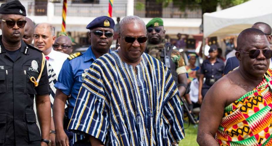 Heads of Schools In Nzema thank President Mahama over Buses