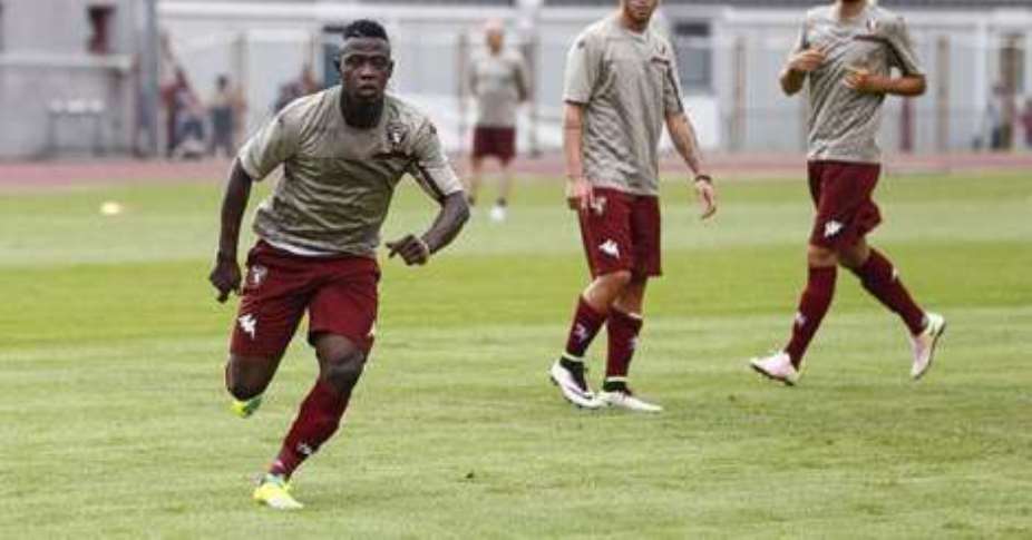 Afriyie Acquah: Ghana midfielder starts pre-season with Torino