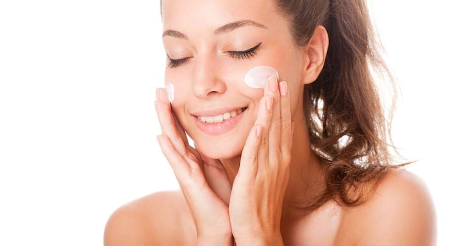 5 All-Natural Ingredients To Turn Dry Skin Dewy Soft