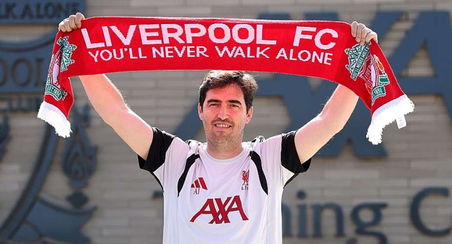 Getty ImagesImage caption: Iraola signed a two-year deal with Liverpool last month