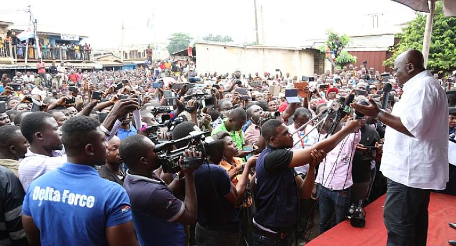 Nana Akufo-Addo addressing the crowd