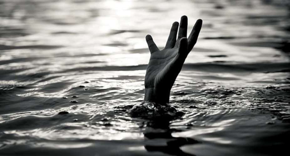 Two Cops Drown After Canoe Capsized