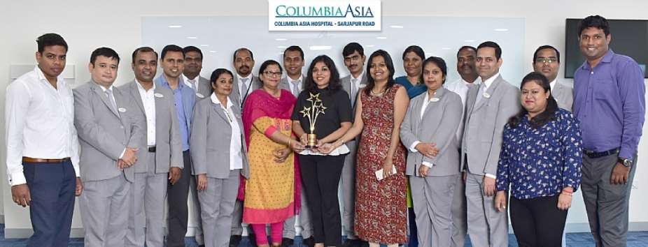 Columbia Asia Hospital Sarjapur Road team sshowcasing the Express Healthcare 2019 award