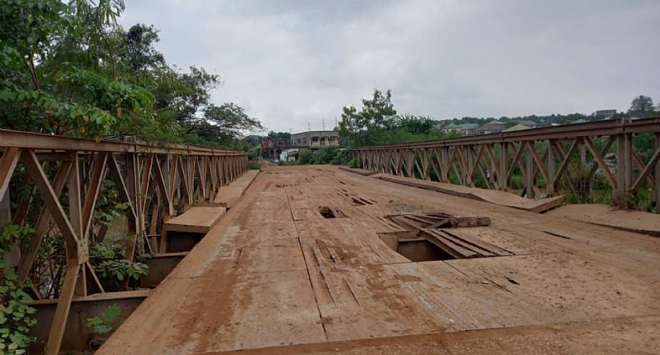 Afienya–Dwenhye metal bridge near collapse, residents express fear
