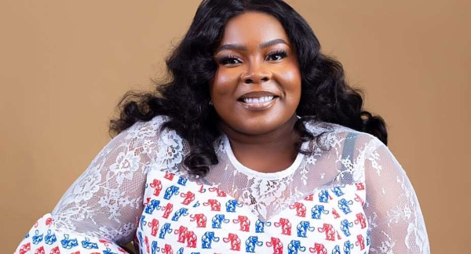 Hon. Gloria Fenu-Kofitse (Mrs.)