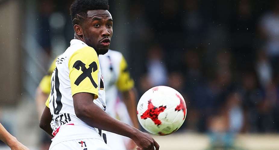 Major Blow For Red Bull Salzburg As Ghanaian Forward Samuel Tetteh Suffers Serious Knee Injury