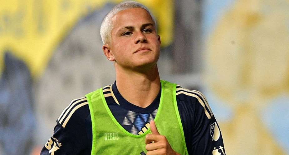 Sullivan, 14, becomes youngest MLS player