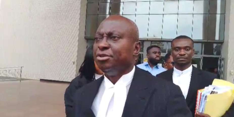 Signals Bureau scandal: Drama as accused businesswoman fires lawyer Atta Akyea in open court