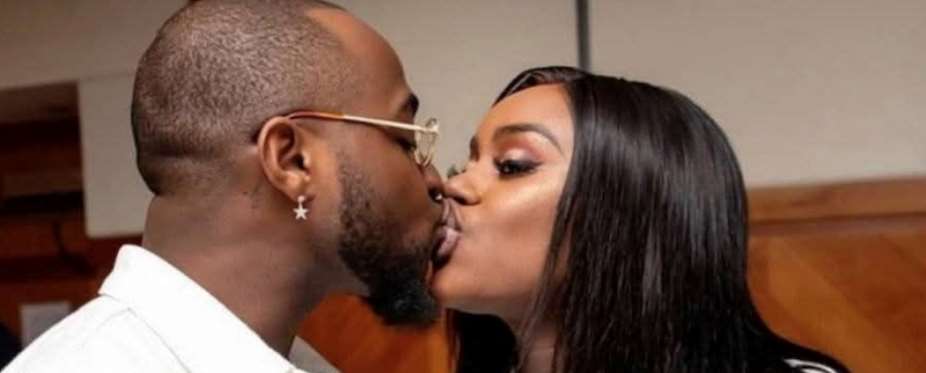 I Cant Live Without My Wife – Davido Professes Love For Chioma