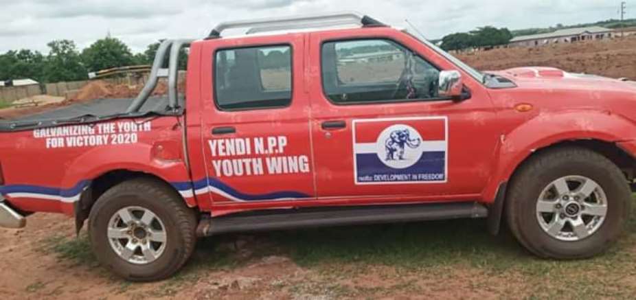 Yendi NPP Youth Wing Receives Pickup Vehicle From Deputy MASLOC CEO Abibata Shanni