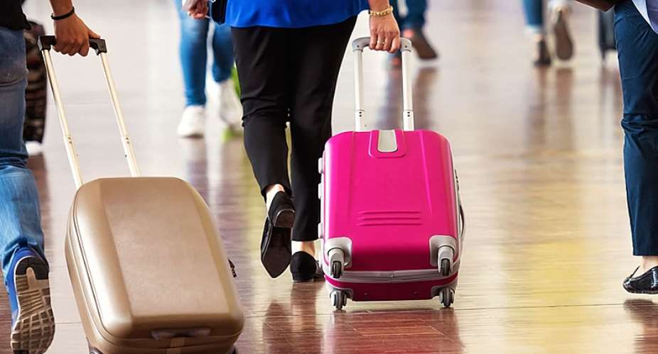 Things You Should Never Buy At The Airport