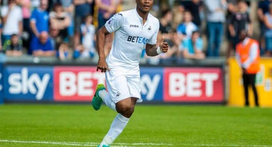 Andre Ayew scores in Swansea city heavy pre-season win