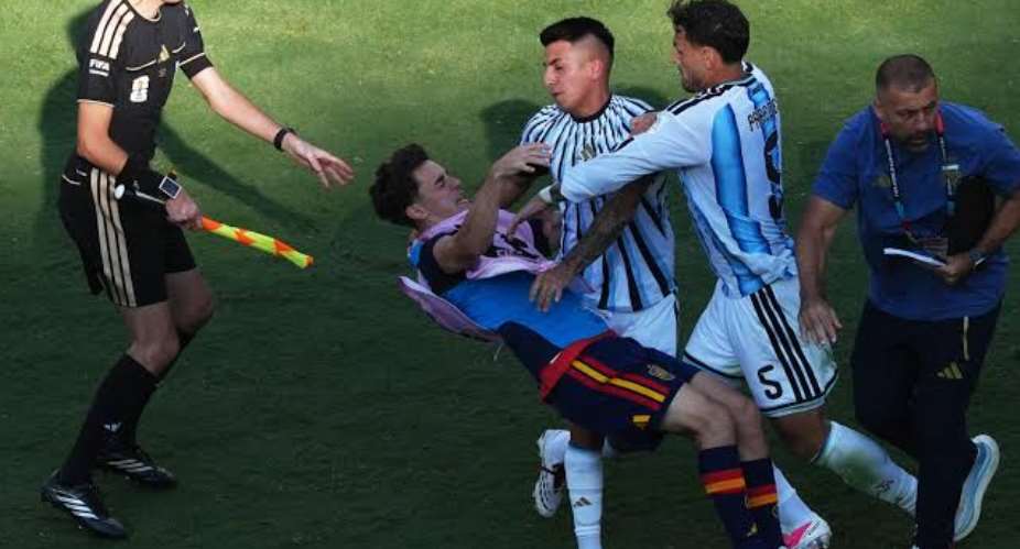 World Cup 2026: Gavi does not think Paredes should be suspended