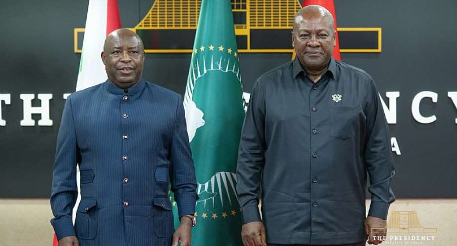 PresidentMahama, Burundian counterpart hold bilateralmeetingin Accra