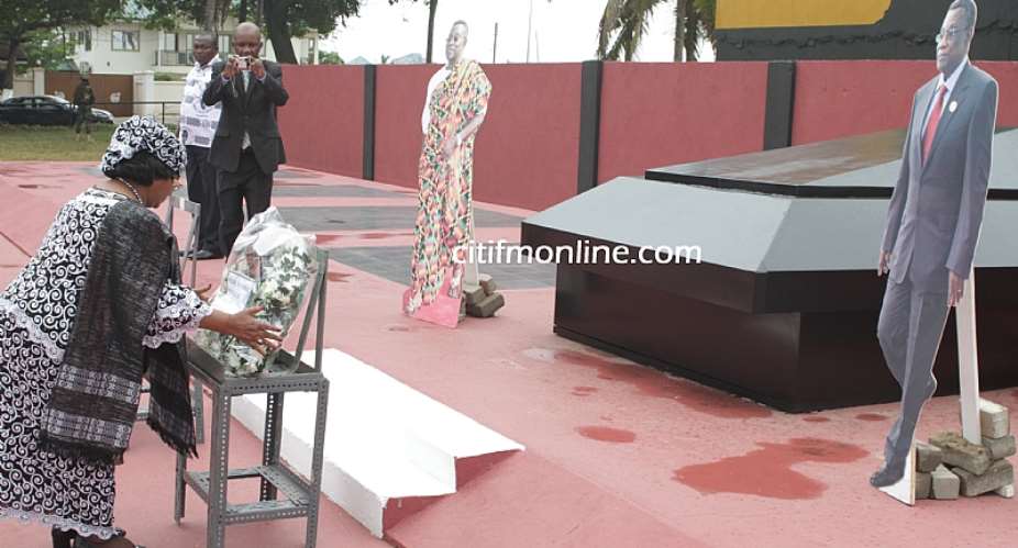Wreaths laid to mark 4 years of Atta Mills death Photos