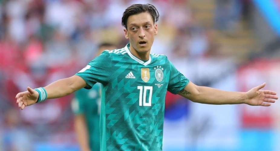 Mesut Ozil's Agent Responds To Bayern President Uli Hoeness Critcism