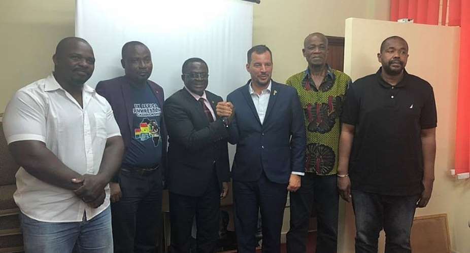 World Armwrestling Secretary General Calls On GOC President Ahead of African Championship