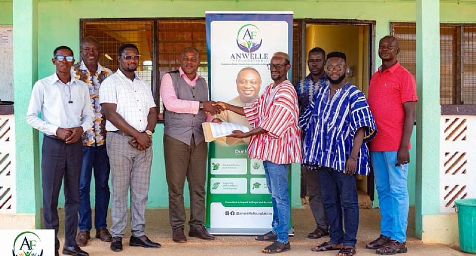Anwelle Foundation Covers BECE Result Checking for All 1,194 Jirapa Candidates