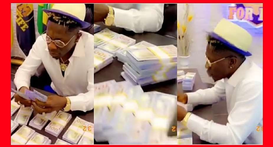 Shatta Wale Flaunts Thousands Of Dollars While Jamming To Stonebwoys Putuu WATCH
