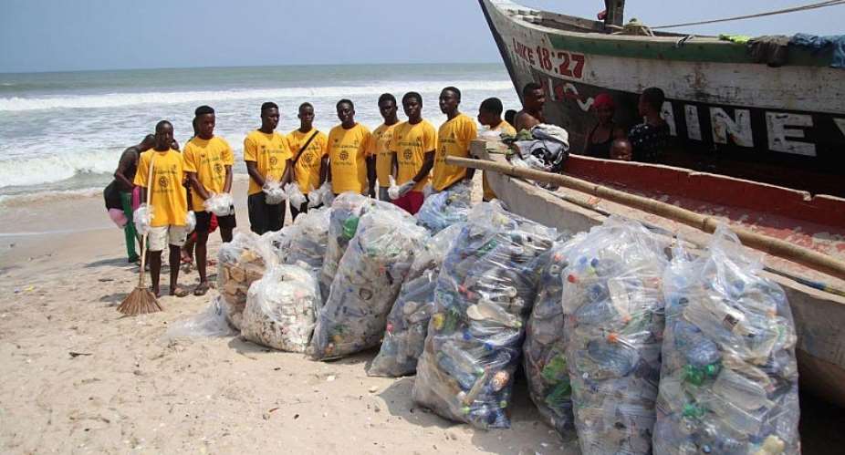 Mungu Rainbow Football Team Cleans Dansoman Beach