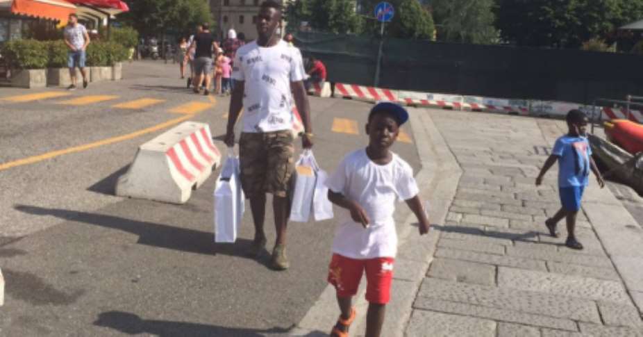 Transfer Chat? Afriyie Acquah spends time with agent and his family