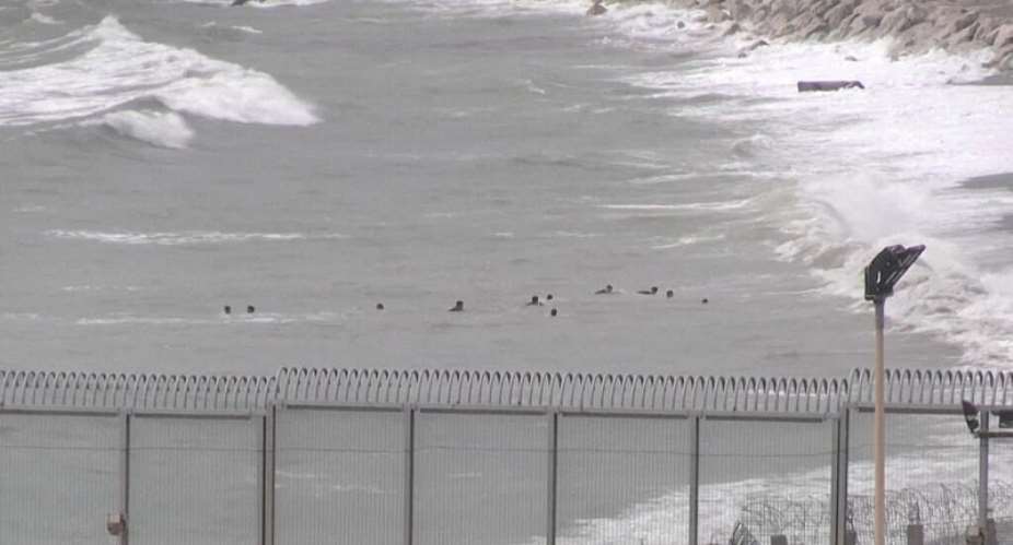 Hundreds Of Migrants Enter Spain s North African Territory Ceuta From 