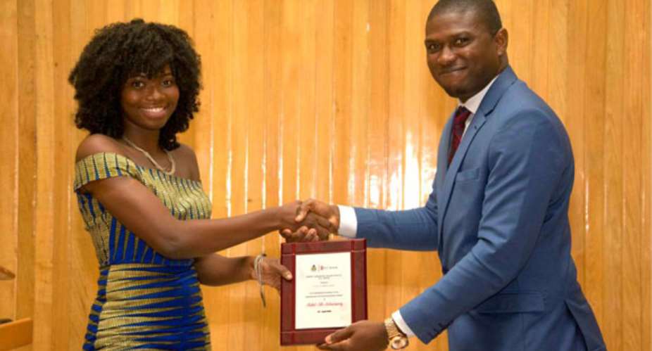 Mabel Nti-Acheampong receives her award