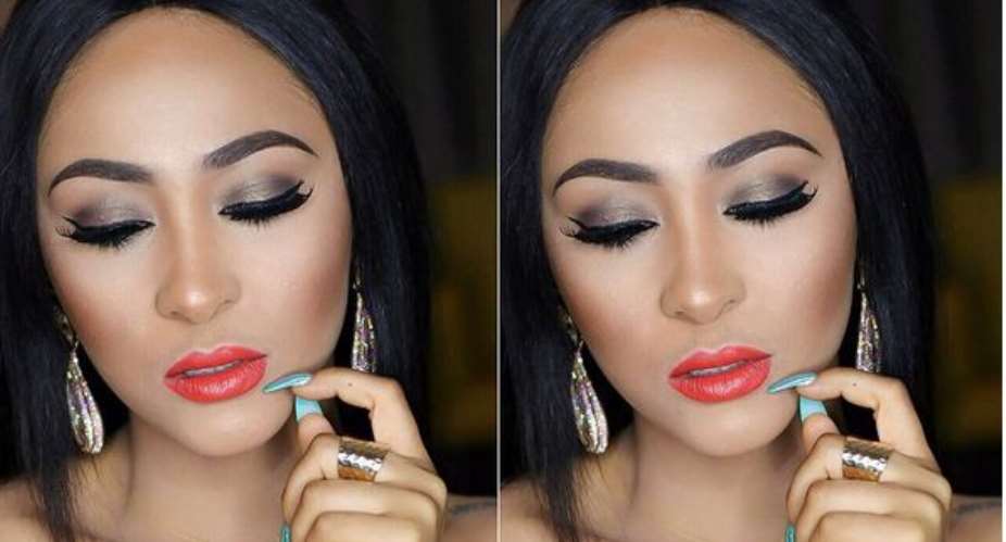 Ghen Ghen, Actress, Rosaline Meurer Blessed with Clean Cleavages without Stretch Marks