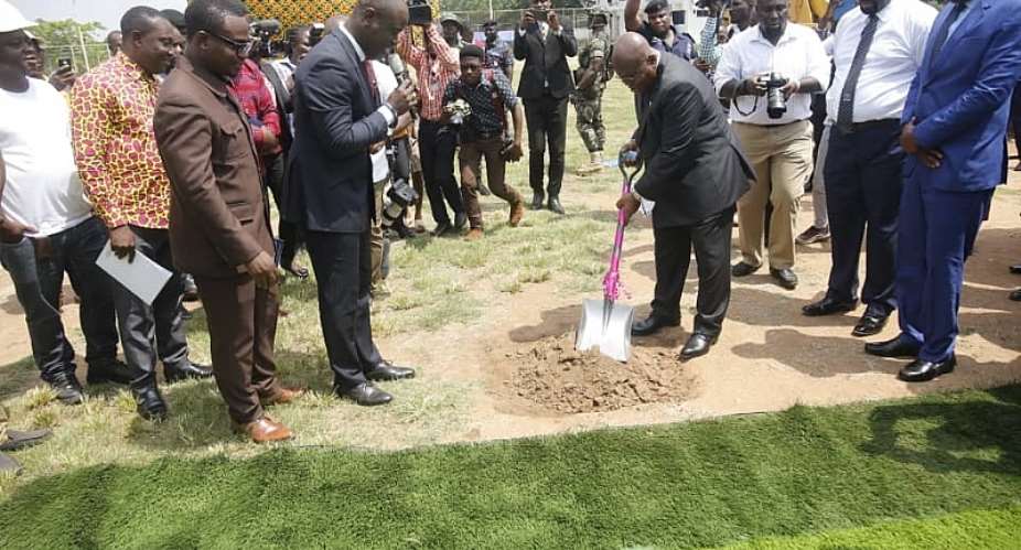 President Akufo Addo cutting the sod for the project