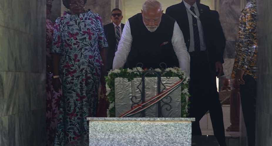 Indian Prime Minister Modi laid a wreath at mausoleum that houses the remains of Dr. Nkrumah and his wife, Fathia Nkrumah