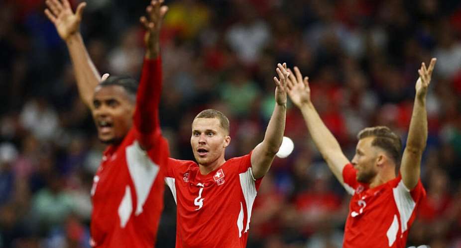 FIFA World Cup 2026 - Round of 32 - Switzerland v Algeria - BC Place, Vancouver, Canada - July 2, 2026 Switzerlands Nico Elvedi reacts - REUTERS - Agustin Marcarian