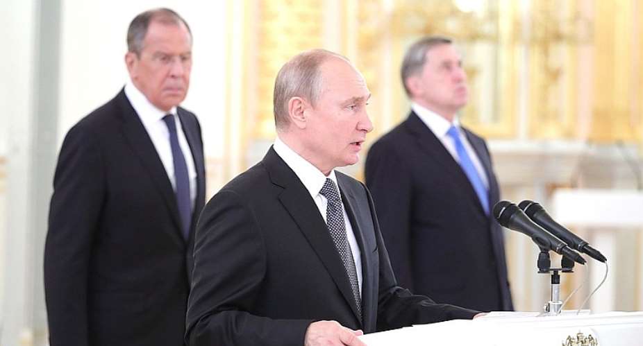 Putin Expresses Desire to Cooperate with Foreign States