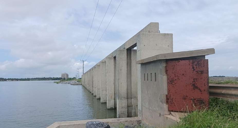 Engineers openKedzi-AzizadziFloodgate to ease flooding in Keta Municipality