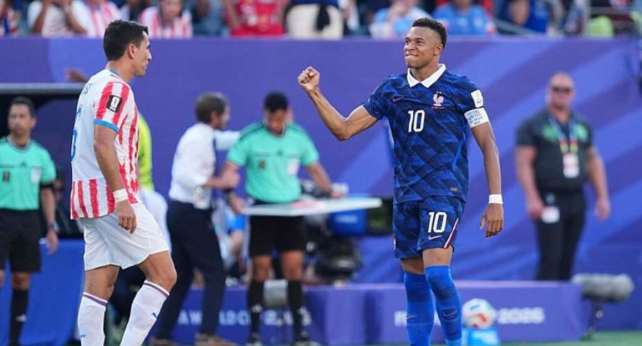 Frances Kylian Mbappe celebrates after scoring from a penalty kick the opening goal during the World Cup round of 16 match between Paraguay and France in Philadelphia, 4 July 2026. -  Martin Meissner/AP