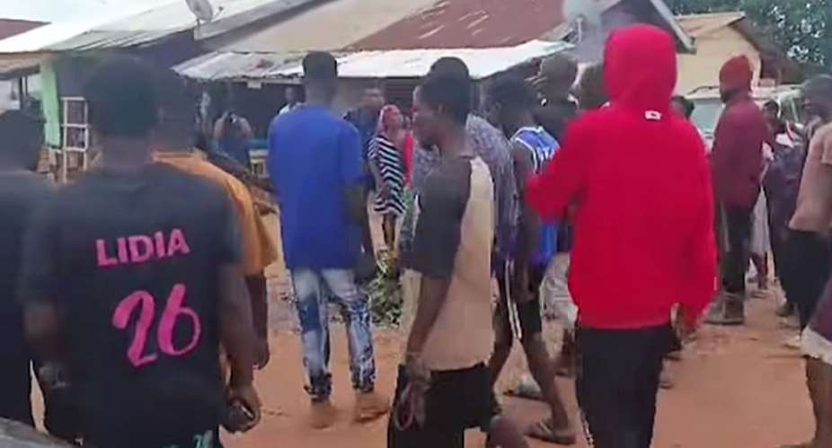 Two killed, four injured after police-residentclash over alleged tramadol trade in Sefwi Sayerano