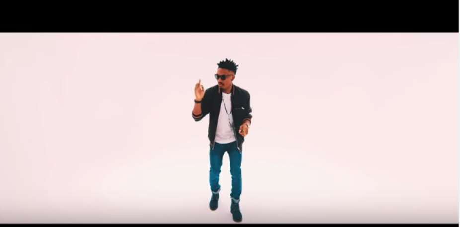 Efe Releases Visuals For 'Somebody' Video Directed By Paul Gambit