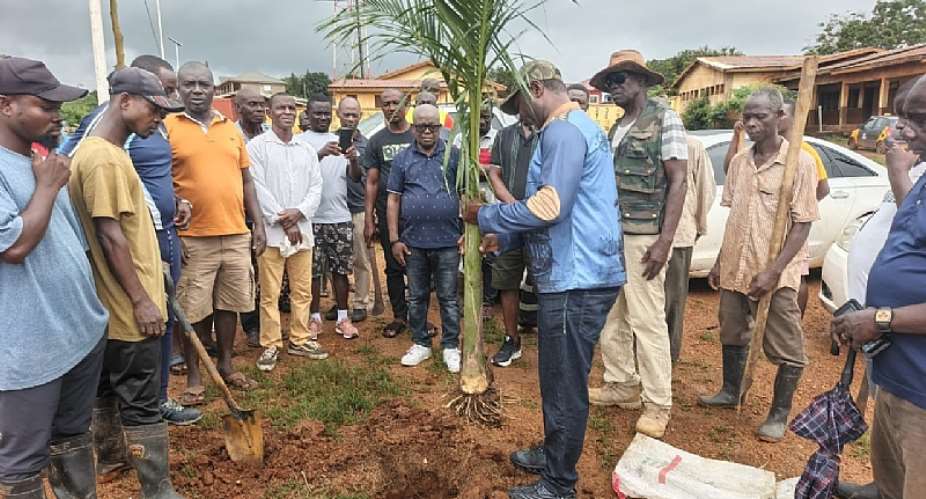 Gomoa Ajumako Traditional Council launches tree-planting initiative to combat erosion