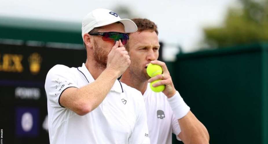 Murray and Venus went out of the French Open in the third round and Australian Open in the second round