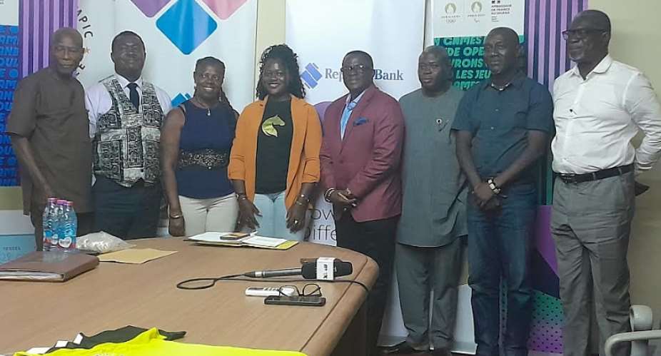 Horseman Shoes presents sesigner footwear to Team Ghana
